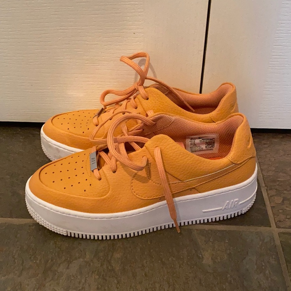 Nike sage low airforce 1